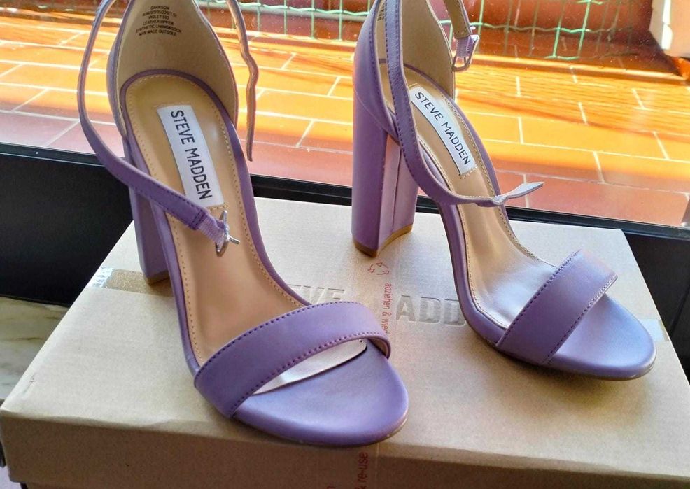 Sandálias cerimónia Steve Madden novas tamanho 36