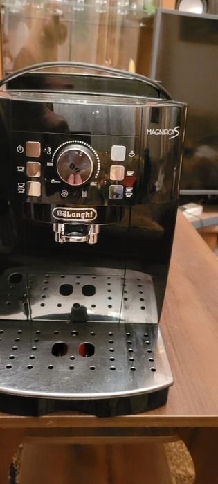 Кавомашина De’Longhi Magnifica ECAM 21.116.B