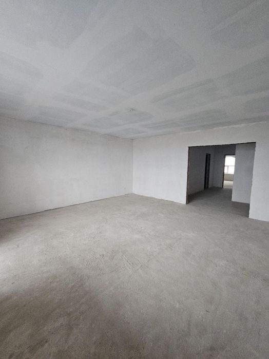 Продаж 2кім квартири 98кв.м з  мансардою 98кв.м/ м.Коломия