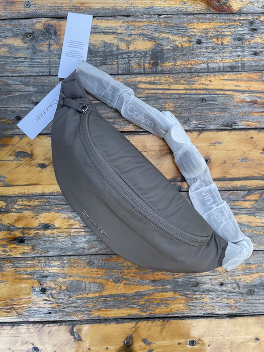 Новая сумка-бананка calvin klein (ck sport belt bag wood) с америки