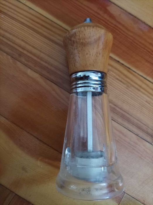 Мельница для перца Peterhof