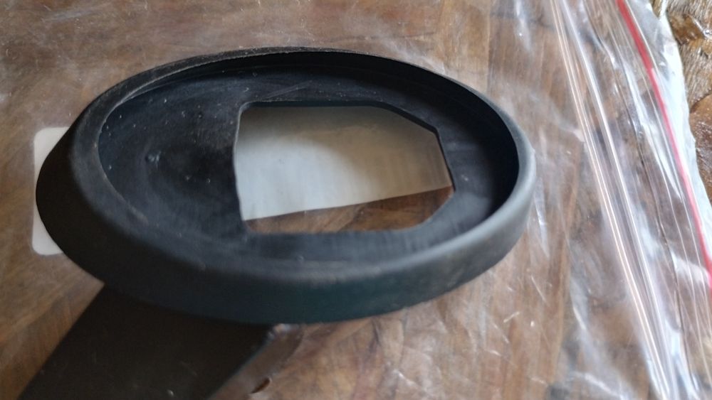 Прокладка під антену VAG