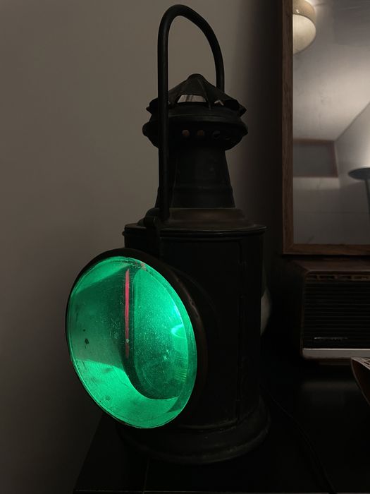 Vintage Lamp437156985429053441