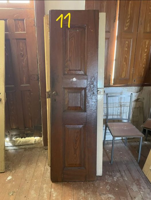 Portas antigas madeira maciça