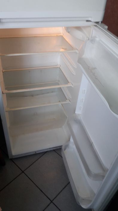 Под ремонт zanussi холодильник