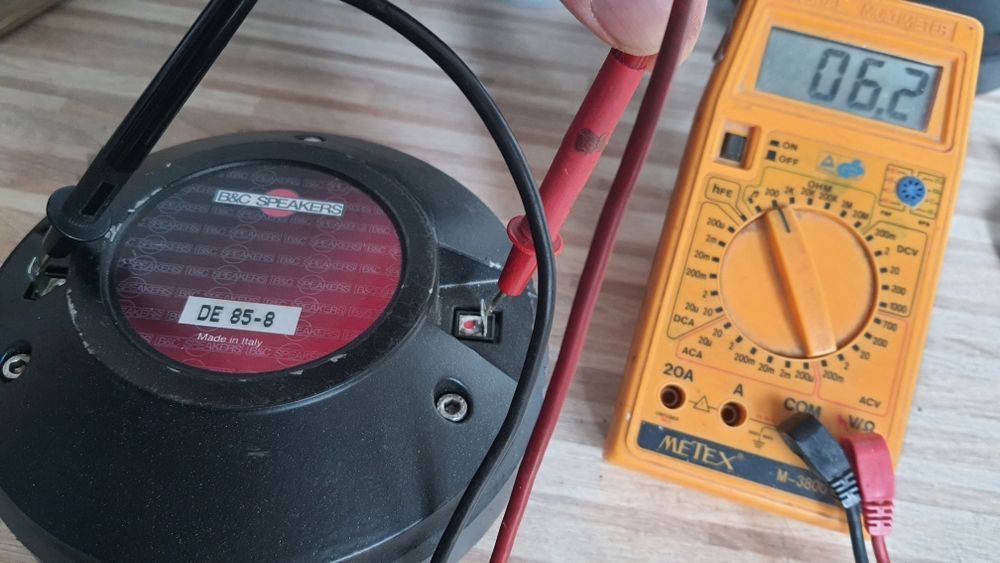 Drivery b&c DE85 8r  2 szt