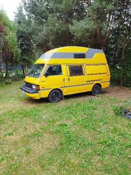 Mazda E - 2000 kamper samochod kempingowy
