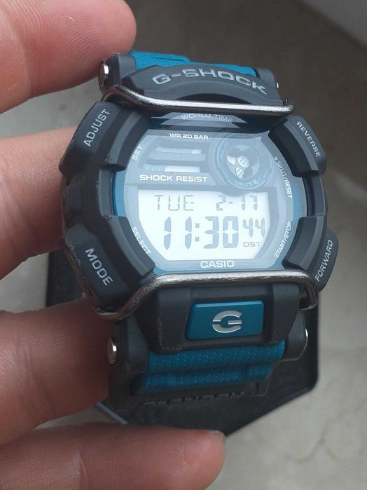 Zegarek Casio G-Shock GD-400-2ER