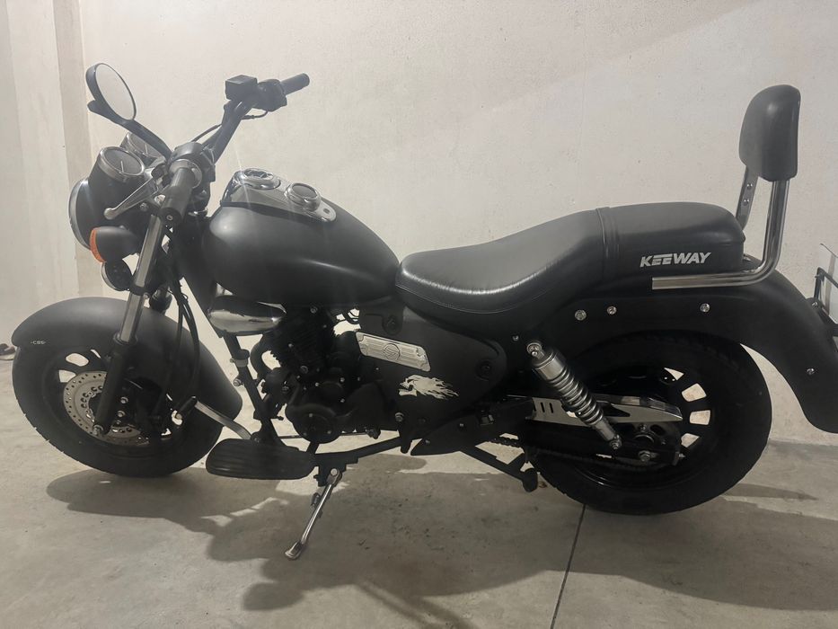 Keeway Superlight 125