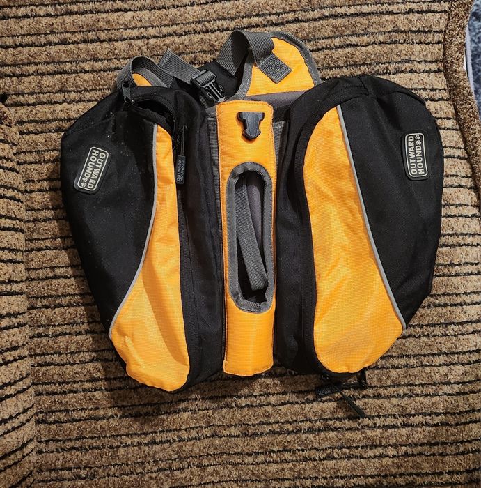 Plecak dla psa na wycieczki górskie