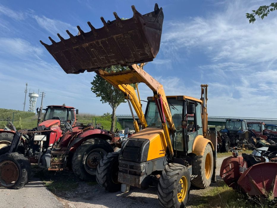 Retroescavadora Fermec 860