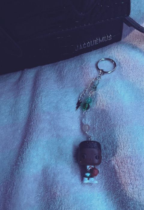 Брелок з лукасом дуже дивні дива