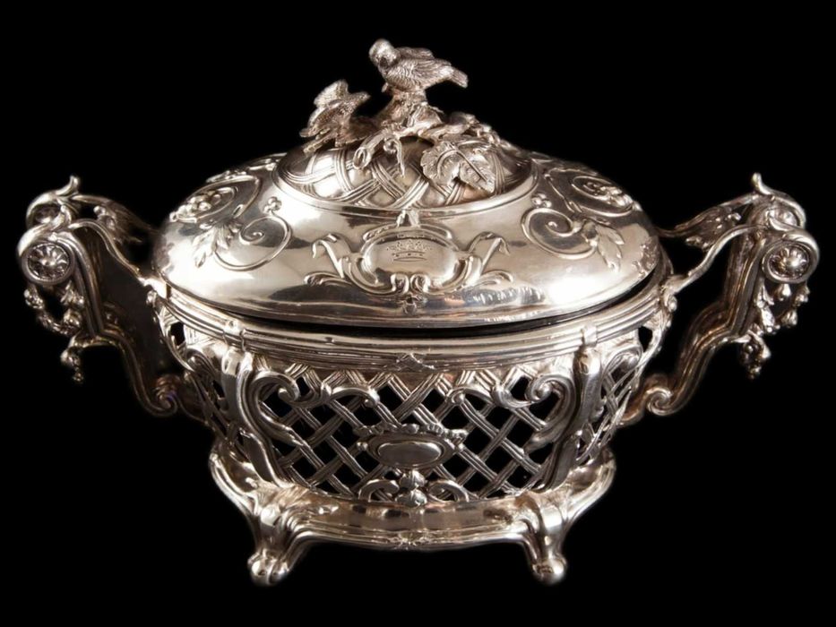 Balde de gelo com grelha e pinça em prata