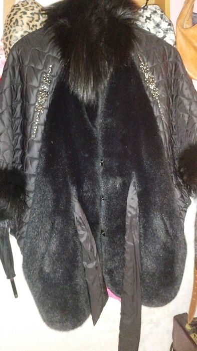 пальто для багатих та забезпечених тепла осінь-весна розмір 46 жіноче