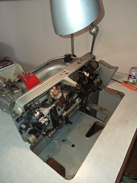 Máquina de costura industrial de ponto corrido da durkopp