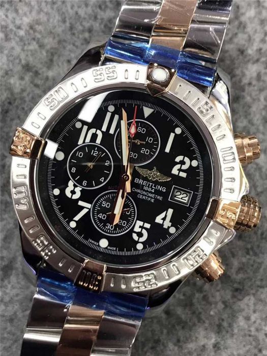Годинник кварцовий BreitlingAvenger B01 Chronograph Ø45 mm