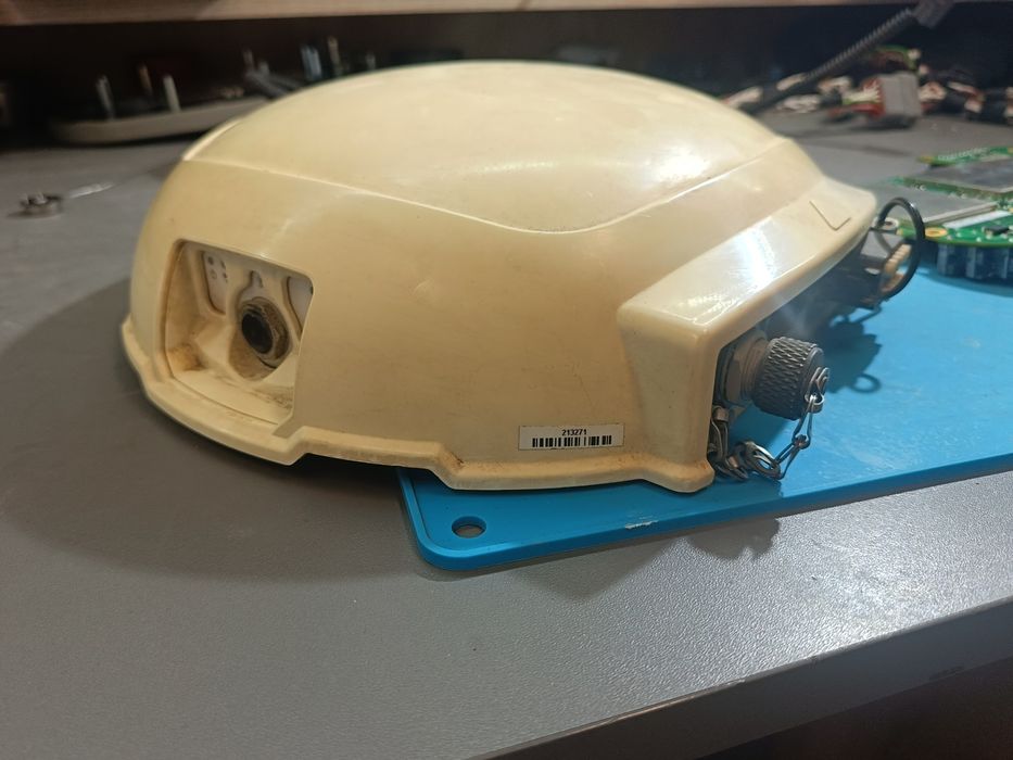 Antena GPS Topcon AGI 4 Naprawy