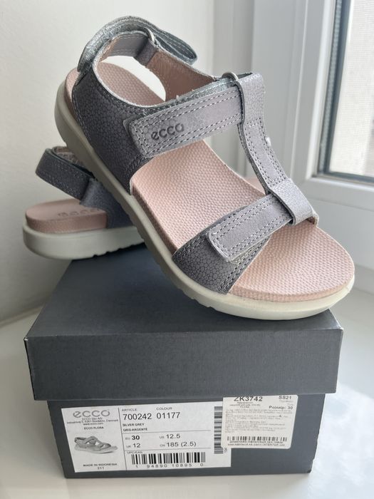 Босоніжки (сандалі) Ессо 30 р.