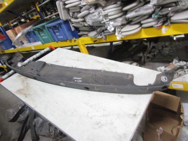 Spoiler do pára-choques trás JAGUAR X-Type (X400)