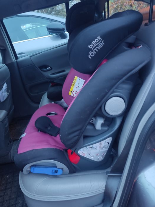 Britax Romer Multi Tech III 9-18 RWF, 9-25 przodem
