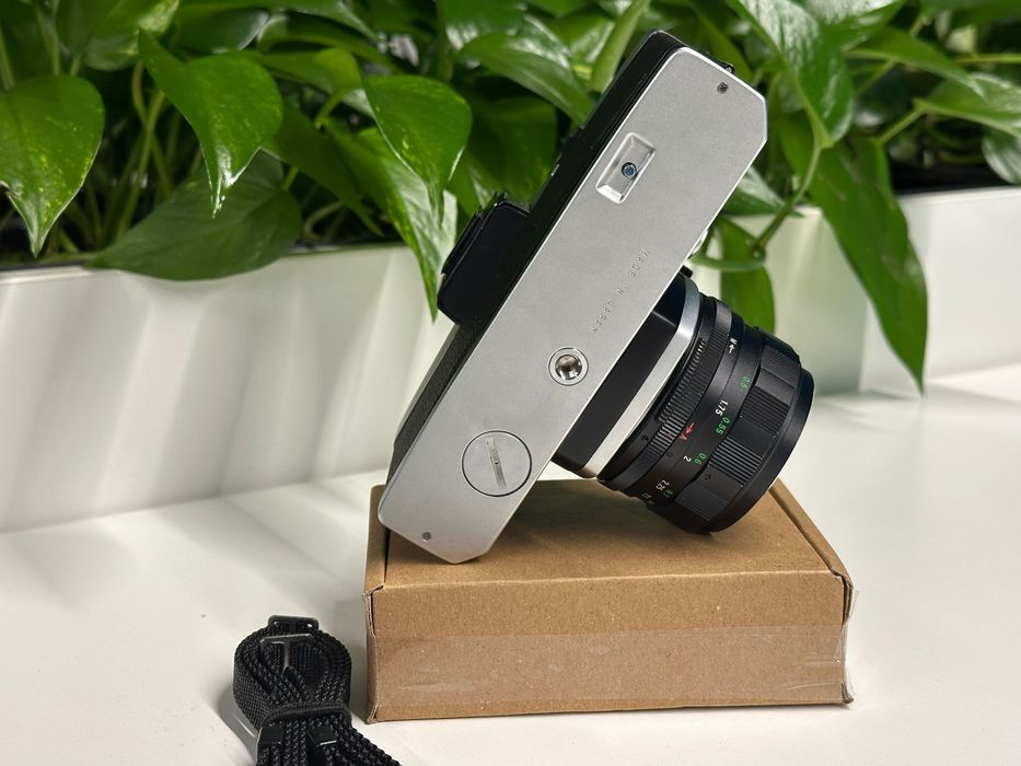 Плівкова камера Ricoh 401 TLS з Ricoh auto 50mm f1.7 | M42