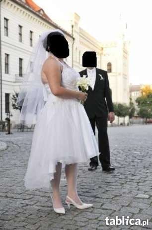 Wyjątkowa krótka suknia ślubna