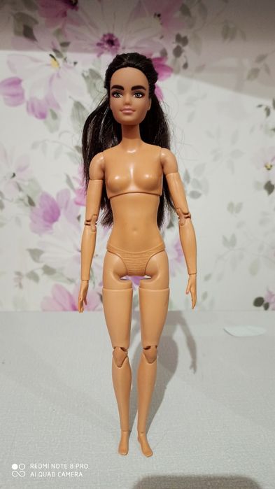 Кукла Барби шарнирная