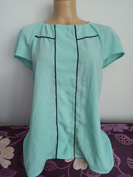 Damski T-shirt z krótkim rękawem w kolorze miętowym
