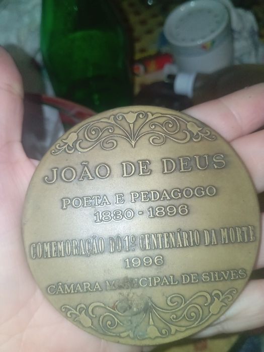 Medalha antiga João de deus