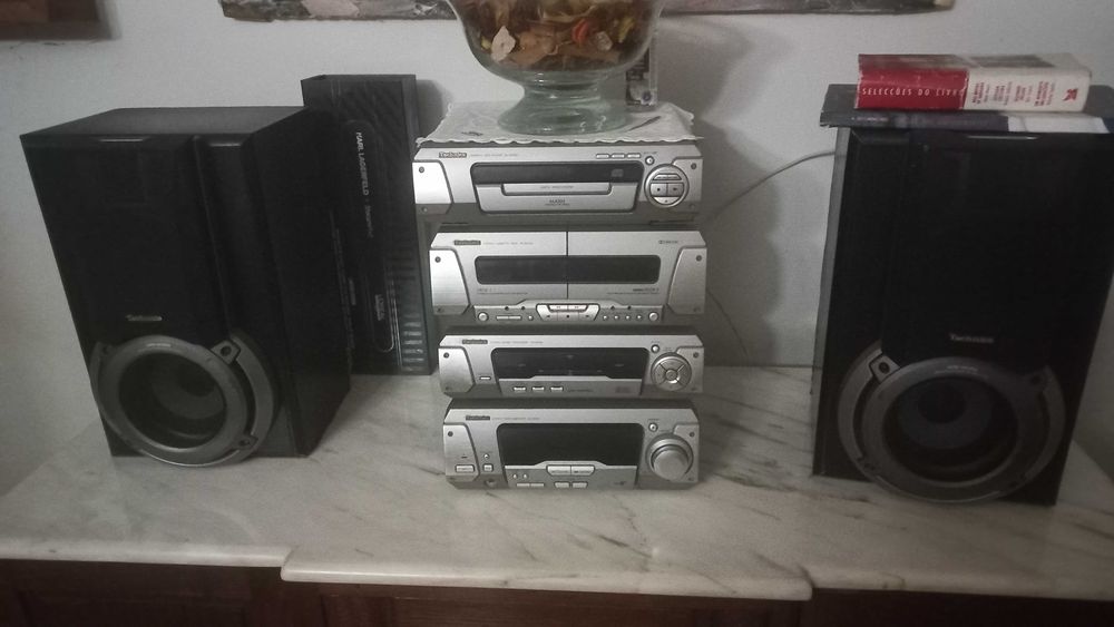 Aparelhagem  technics