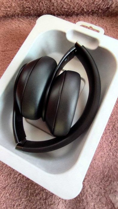 Beats Studio Pro