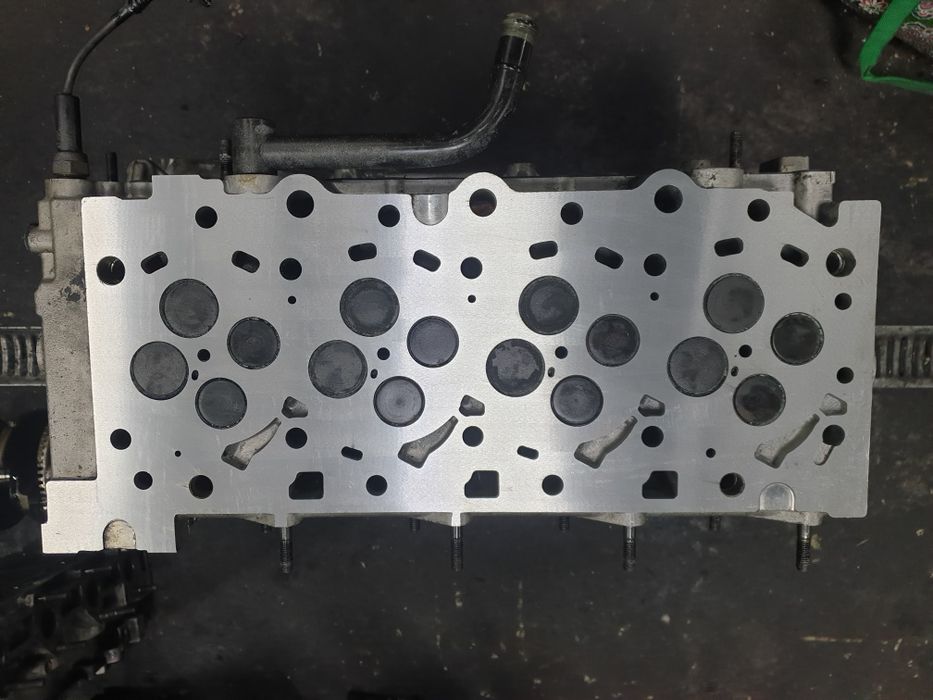 ГБЦ Головка Блока Kia Sorento соренто Hyundai H-1 2.5 crdi D4CB 140лс