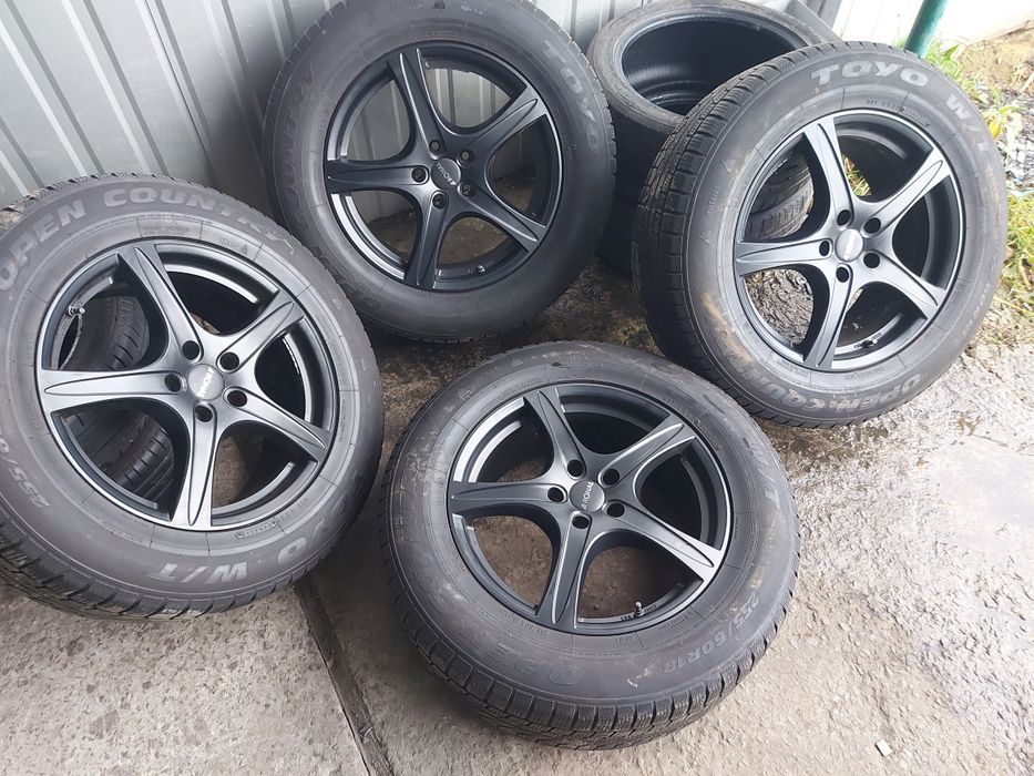 R18 диски Ronal 5×114,3  чорні стан нових 4диски. R18