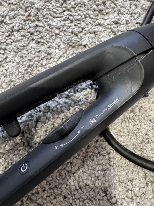 Стайлер Philips для выравнивания волос