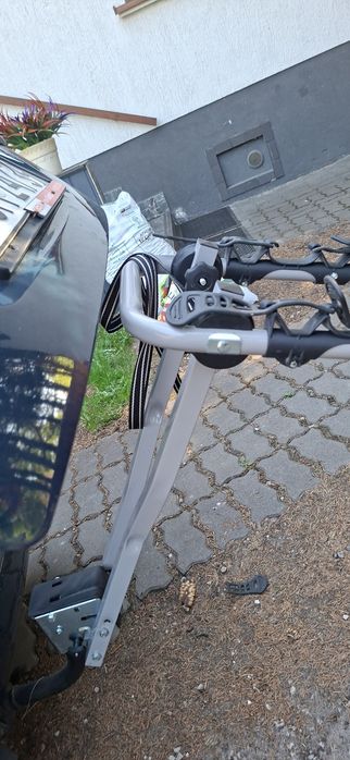 Bagażnik rowerowy Arezzo.- na hak, 3 rowery. Stan bdb.