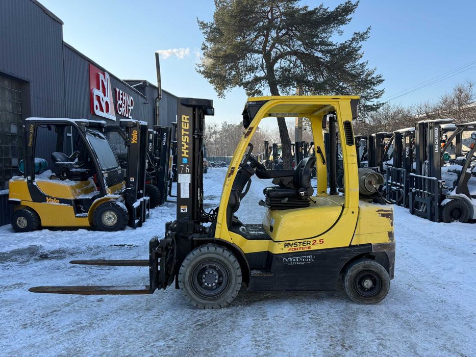 Навантажувач вилковий Hyster H2.5FT Вагонник