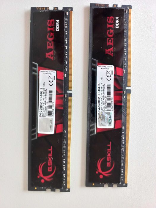 Memória RAM DDR4 16Gb (2x8Gb)