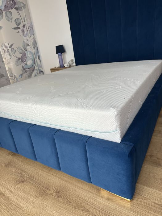 Sprzedam materac 160 na 200