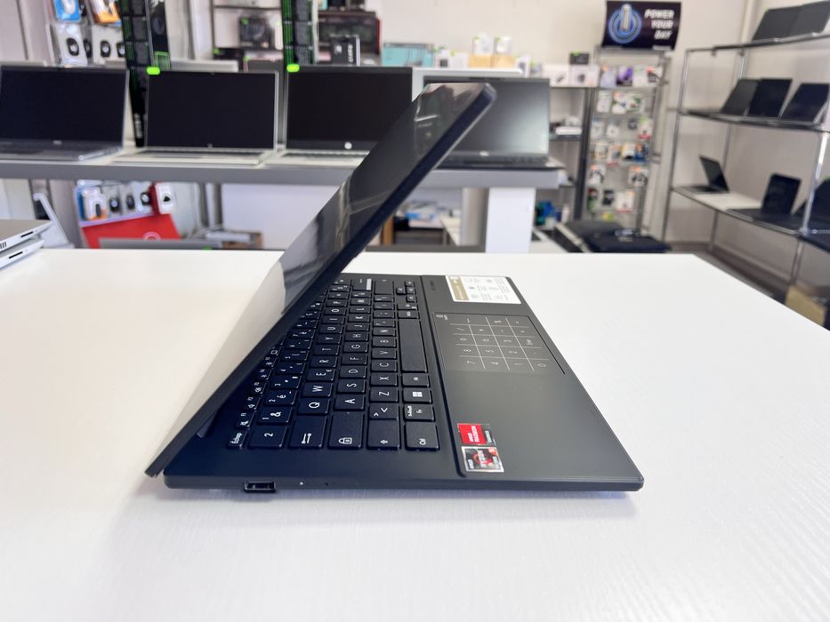 Новий / ASUS VIVOBOOK S1404 / Ryzen 5 7520U / LPDDR5 16GB / SSD 1TB /
