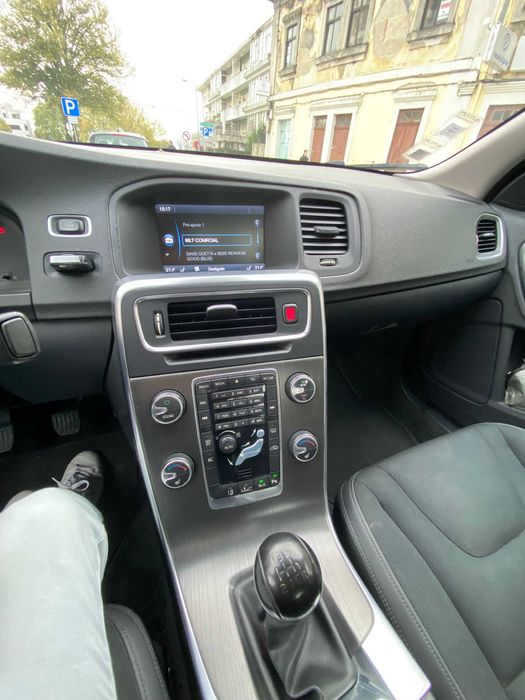 Volvo S60 D3 2.0 Diesel Manual