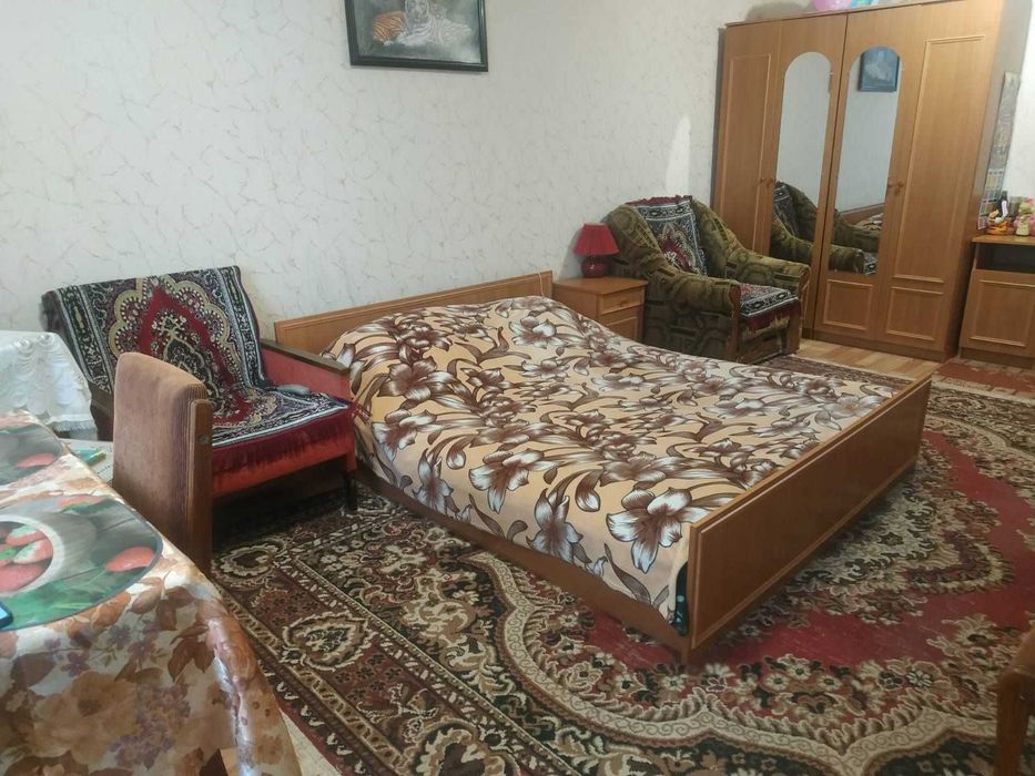 Продаж 1 кімн на Молодіжному, Керченська. 3/9 цегла. будинки, з ремонтом