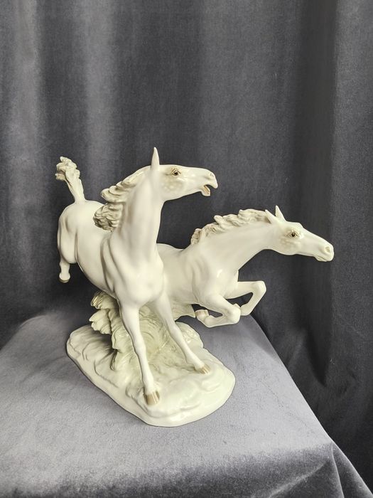Hutschenreuther figurka Konie w galopie