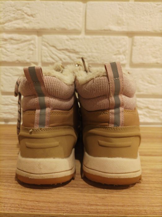 Trzewiki dziewczęce