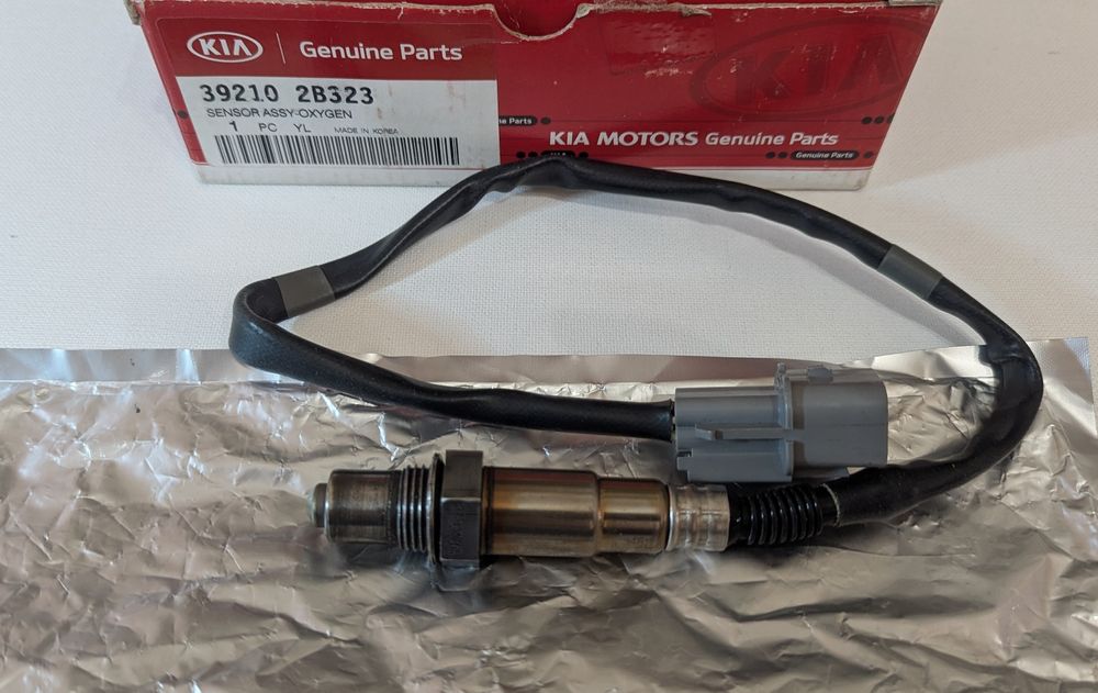 Датчик кислорода, лямбда-зонд KIA 392102B323
