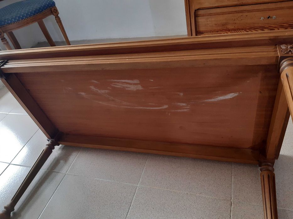 Mesa baixa de sala de estar