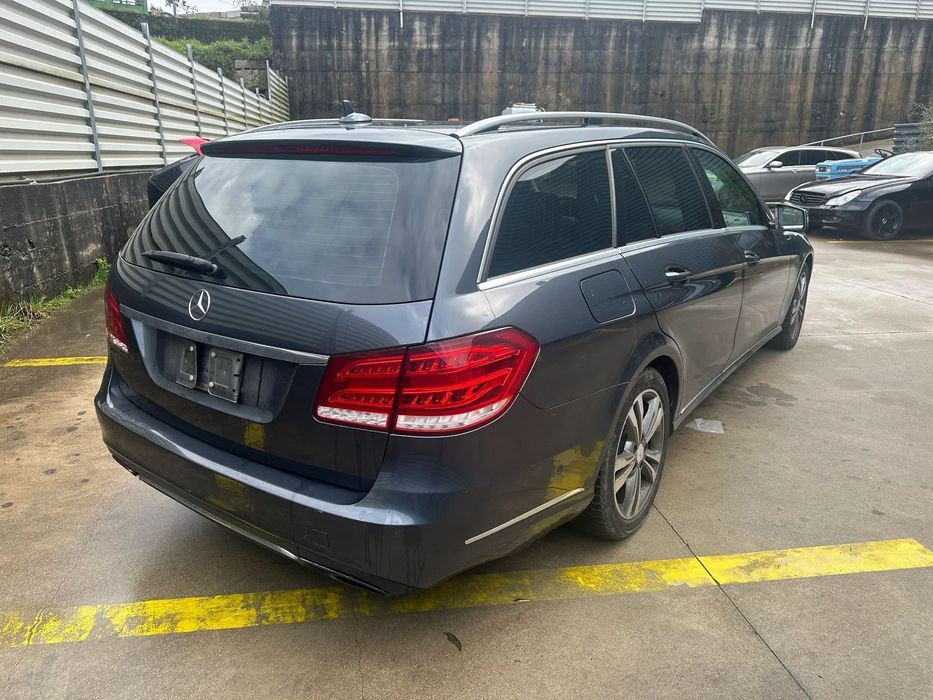 MERCEDES E 220 W 212 DE 2013 (CENTRO DE ABATE)