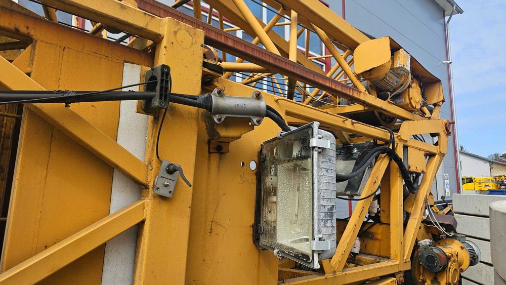 Dźwig żuraw libherr 42 k