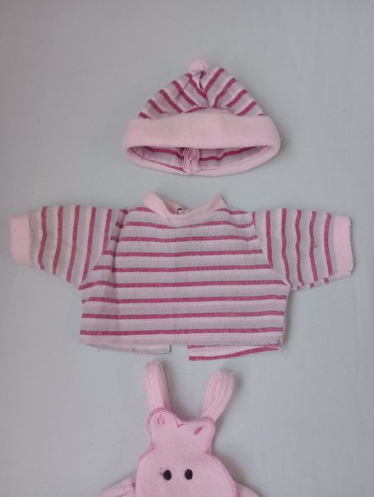 Одежда для куклы пупса.