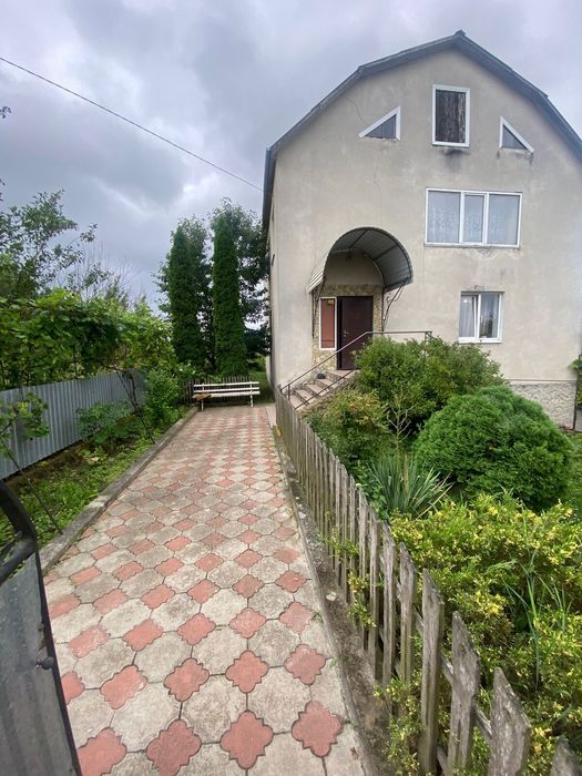 Чудовий затишний будинок для великої родини, ділянка 10 сот. Є усі комунікації 44680
