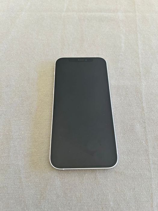 iPhone 12 banco 64GB